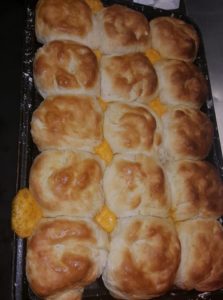 build a breakfast, Hoop Cheese Biscuit